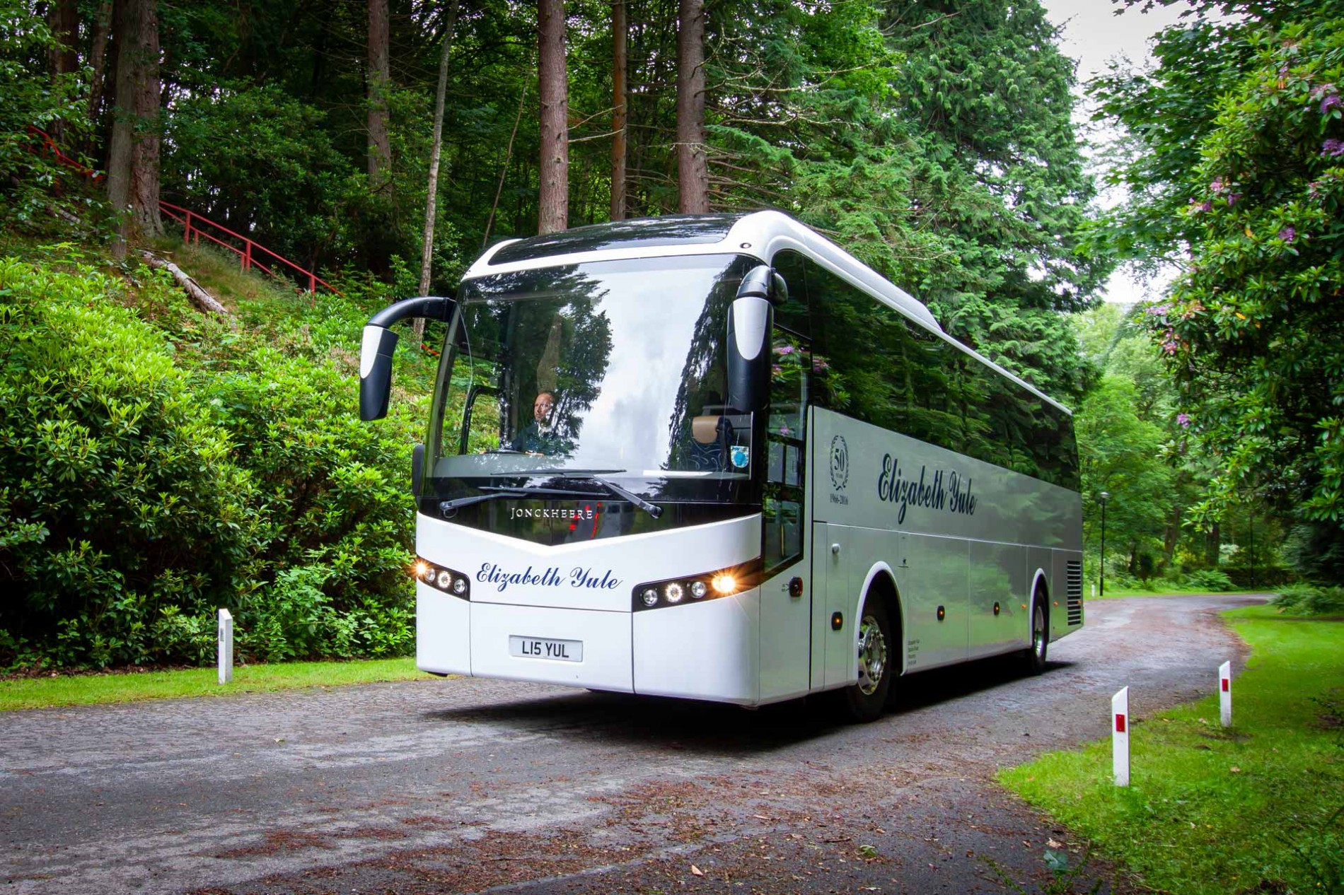 LI5 YUL coach fleet